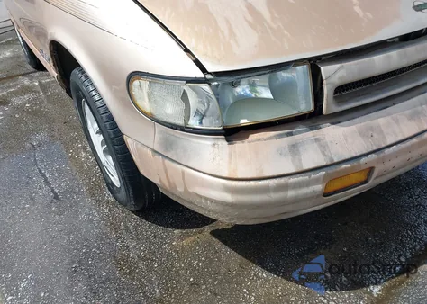 1994 Nissan Quest Xe/Gxe z USA, uszkodzony, nr VIN 4N2DN11W9RD826084